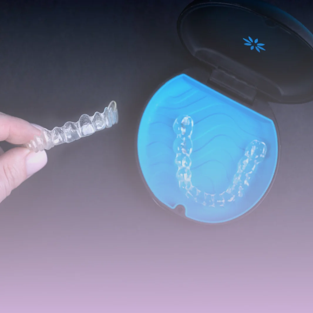 Aparelho invisível, com alinhadores transparentes, na Contreras Odontologia